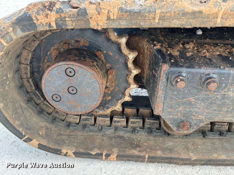 image for item EM0035 2016 Kubota U25 mini excavator