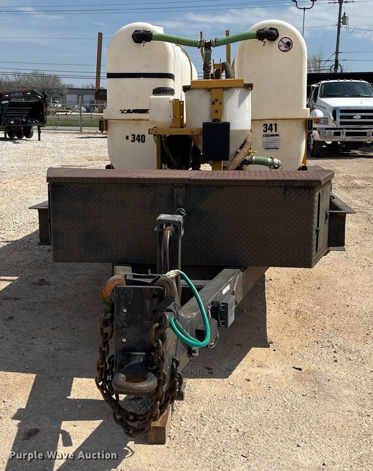 image for item EM0036 1999 Butler LT-2018-WR equipment trailer