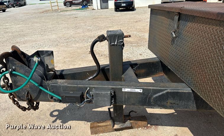 image for item EM0036 1999 Butler LT-2018-WR equipment trailer