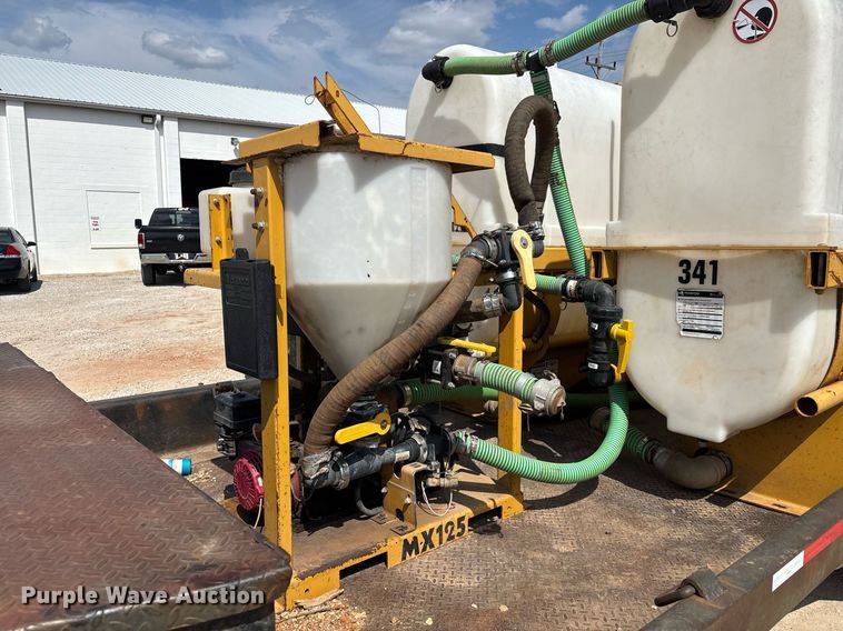 image for item EM0036 1999 Butler LT-2018-WR equipment trailer