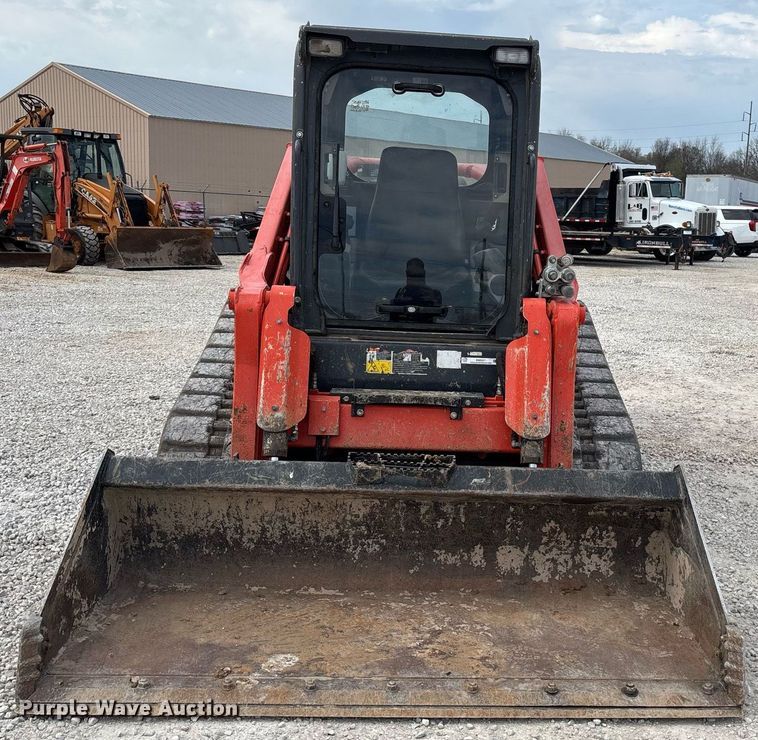 image for item EM0037 2021 Kubota SVL95-2S tracked skid steer loader