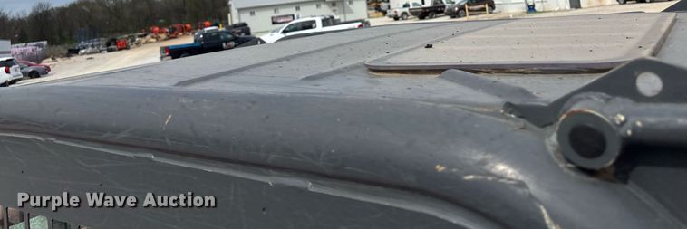 image for item EM0037 2021 Kubota SVL95-2S tracked skid steer loader