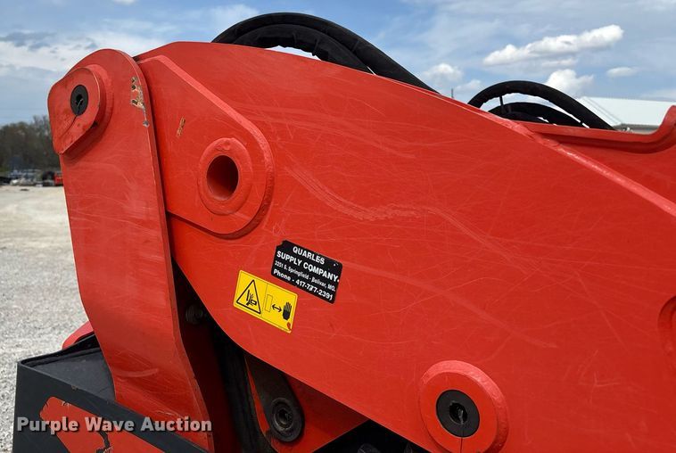 image for item EM0037 2021 Kubota SVL95-2S tracked skid steer loader