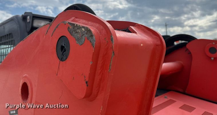 image for item EM0037 2021 Kubota SVL95-2S tracked skid steer loader