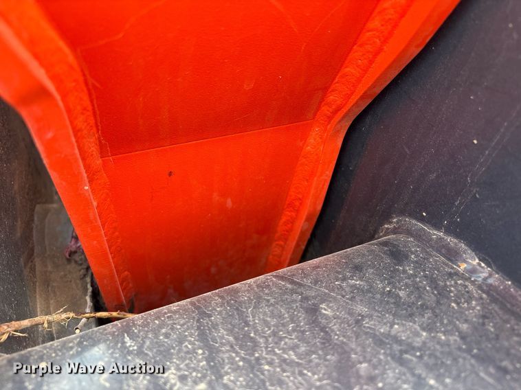 image for item EM0037 2021 Kubota SVL95-2S tracked skid steer loader