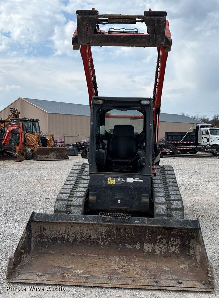 image for item EM0037 2021 Kubota SVL95-2S tracked skid steer loader