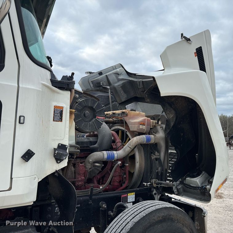 image for item EM0041 2020 Mack Pinnacle dump truck