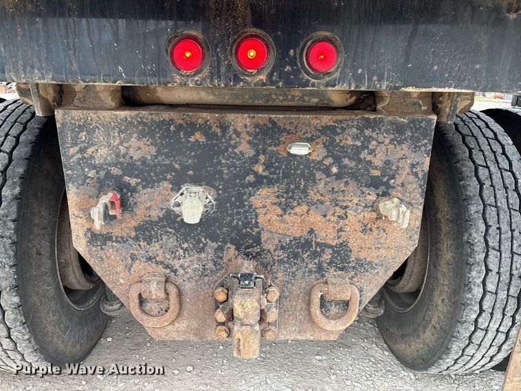 image for item EM0041 2020 Mack Pinnacle dump truck