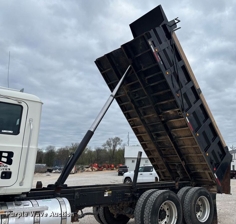 image for item EM0041 2020 Mack Pinnacle dump truck