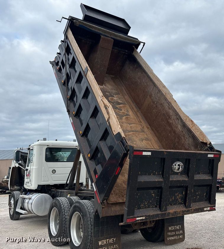 image for item EM0041 2020 Mack Pinnacle dump truck