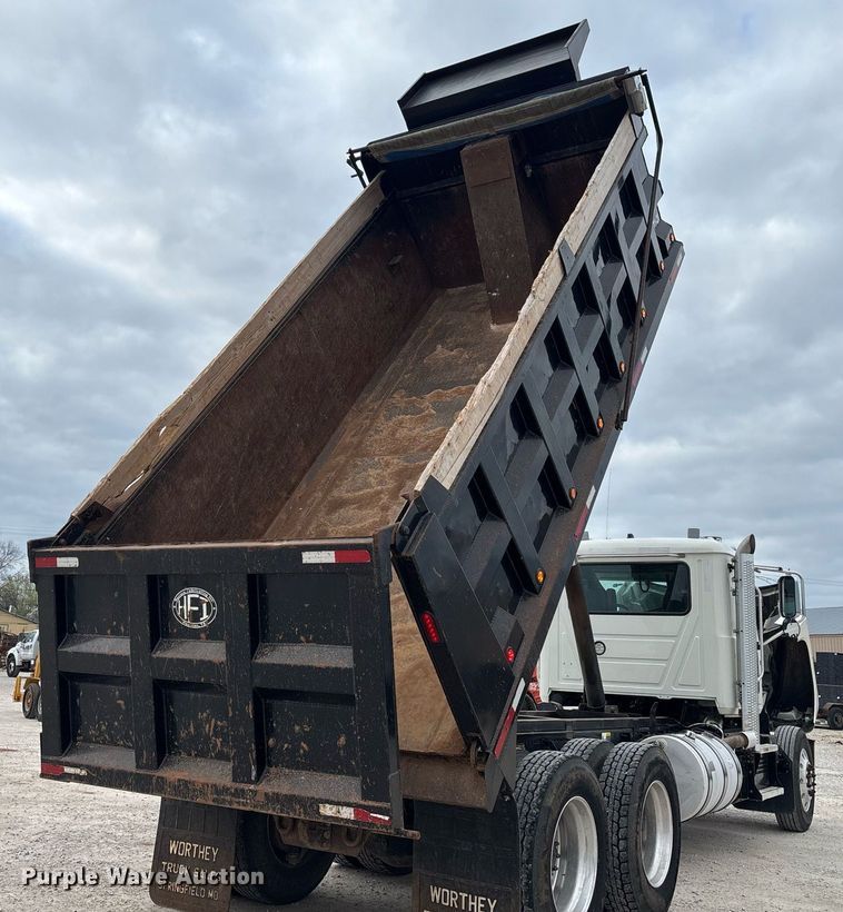image for item EM0041 2020 Mack Pinnacle dump truck