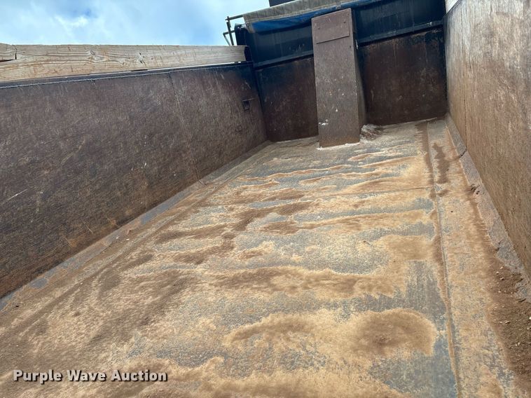 image for item EM0041 2020 Mack Pinnacle dump truck