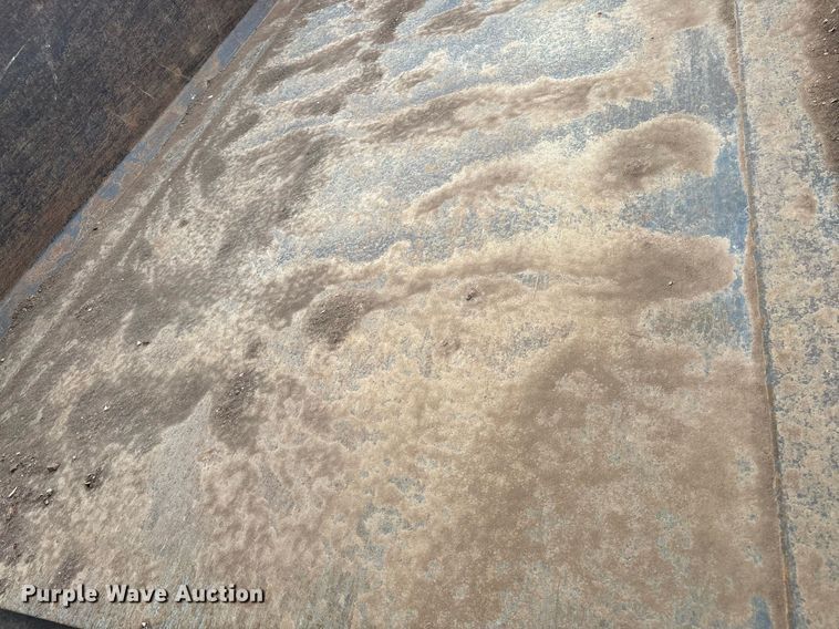 image for item EM0041 2020 Mack Pinnacle dump truck