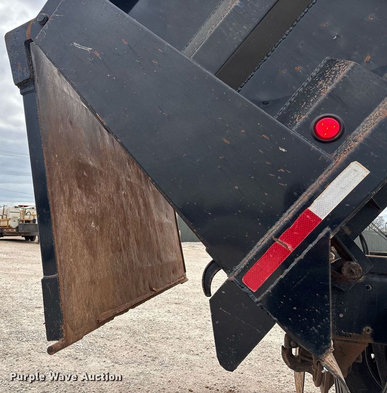 image for item EM0041 2020 Mack Pinnacle dump truck