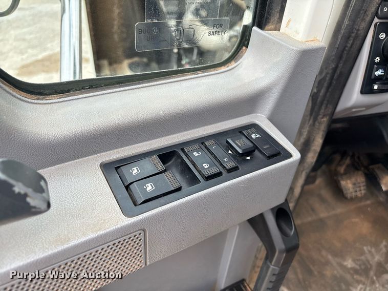 image for item EM0041 2020 Mack Pinnacle dump truck