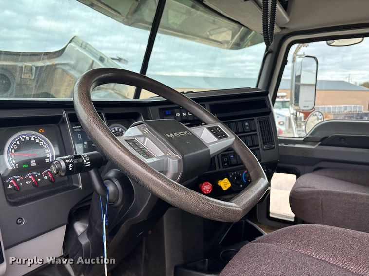 image for item EM0041 2020 Mack Pinnacle dump truck