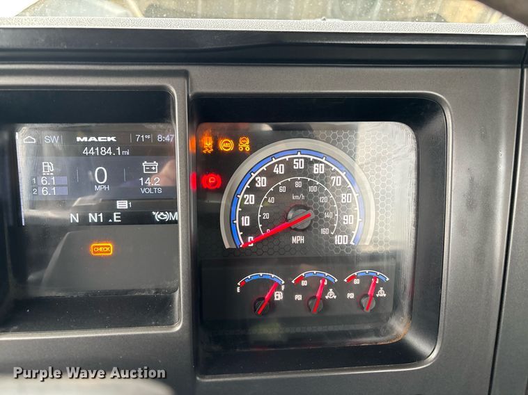 image for item EM0041 2020 Mack Pinnacle dump truck