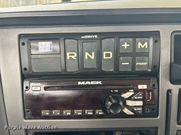 image for item EM0041 2020 Mack Pinnacle dump truck