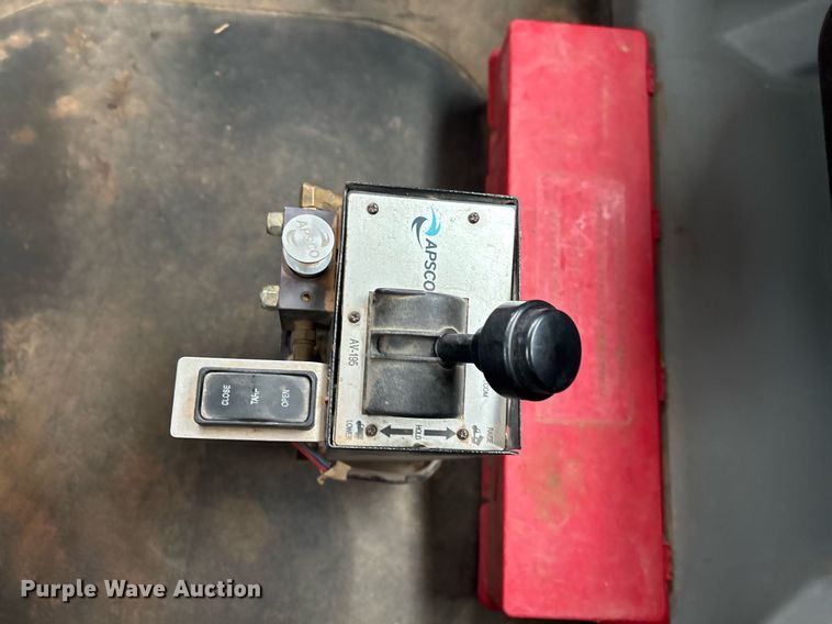 image for item EM0041 2020 Mack Pinnacle dump truck