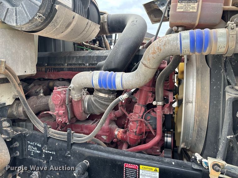 image for item EM0041 2020 Mack Pinnacle dump truck