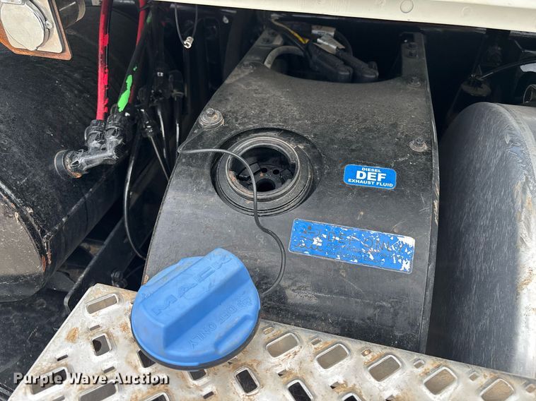 image for item EM0041 2020 Mack Pinnacle dump truck