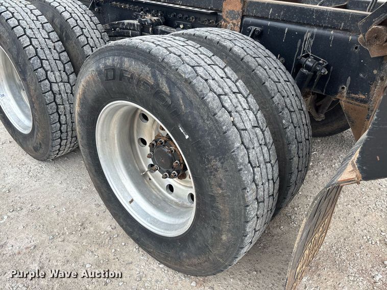 image for item EM0041 2020 Mack Pinnacle dump truck