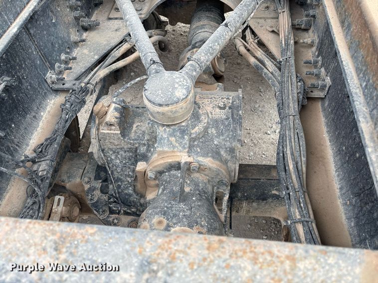 image for item EM0041 2020 Mack Pinnacle dump truck