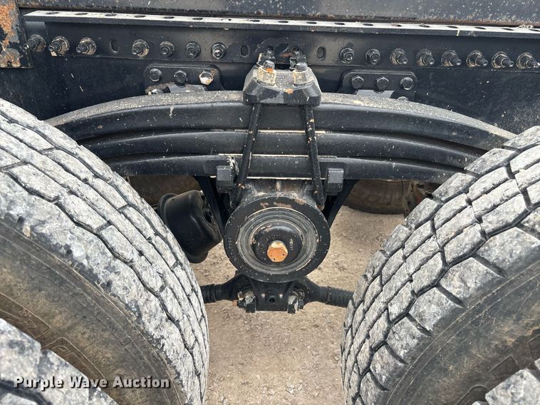 image for item EM0041 2020 Mack Pinnacle dump truck