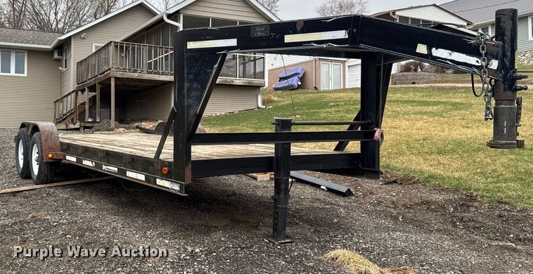 image for item EM3640 2004 Neal Manufacturing equipment trailer