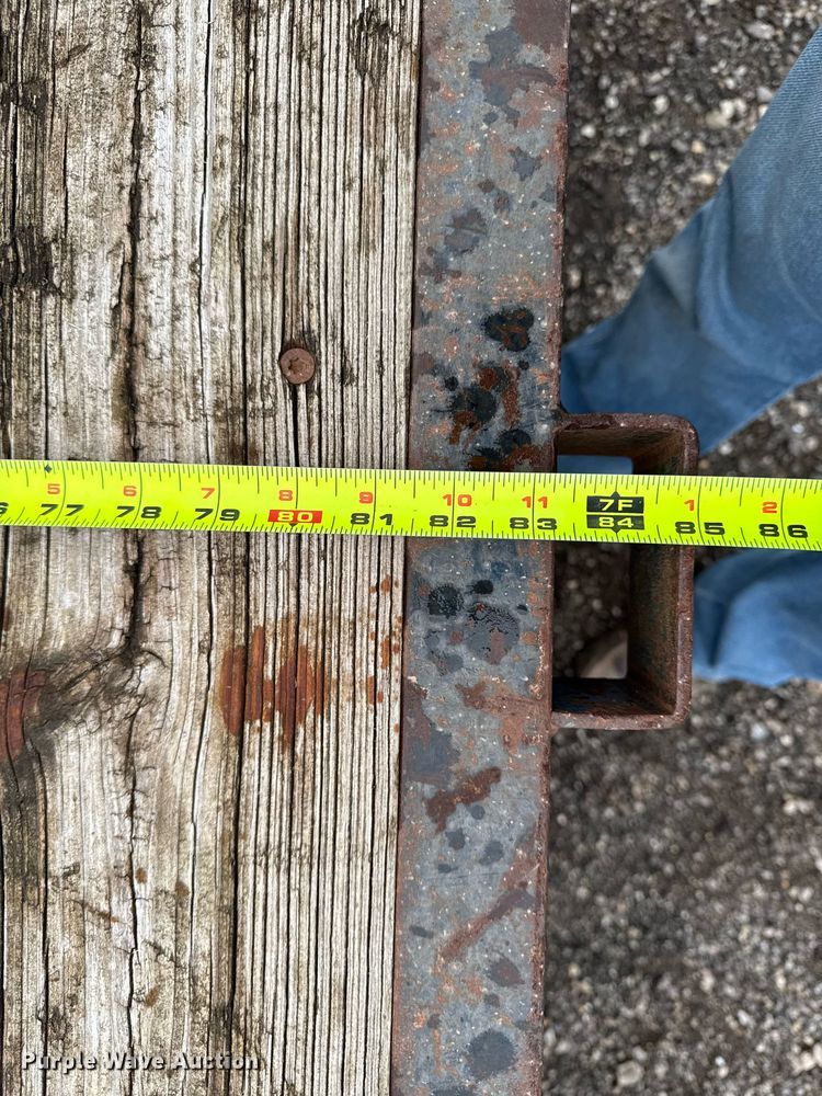 image for item EM3640 2004 Neal Manufacturing equipment trailer