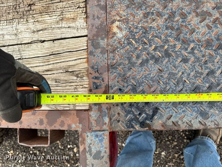 image for item EM3640 2004 Neal Manufacturing equipment trailer