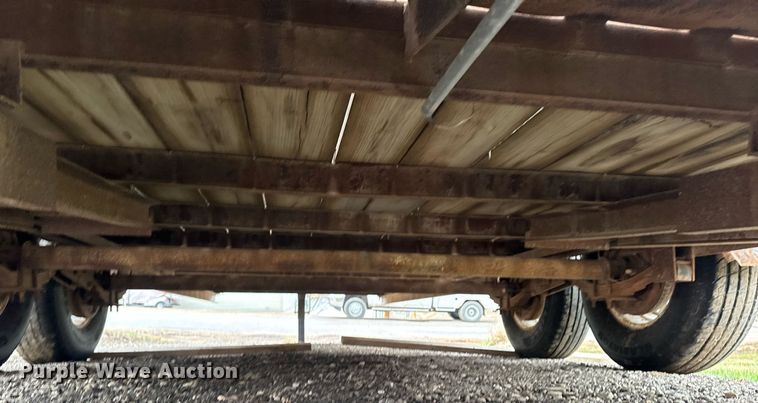 image for item EM3640 2004 Neal Manufacturing equipment trailer