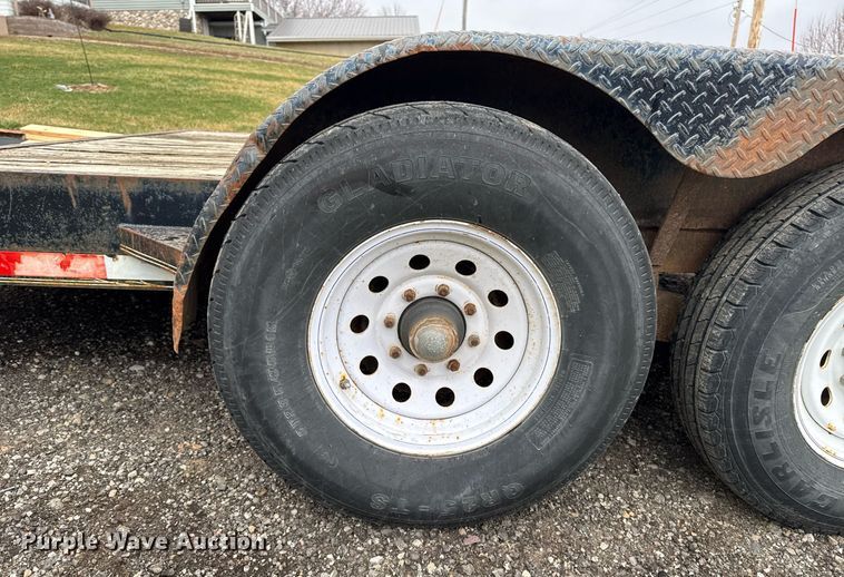 image for item EM3640 2004 Neal Manufacturing equipment trailer