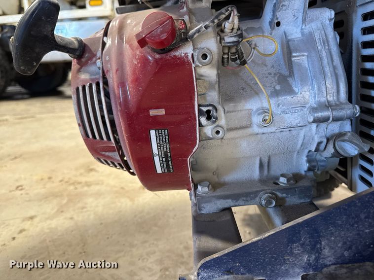 image for item EM3644 Graco GH833 Big Rig paint sprayer