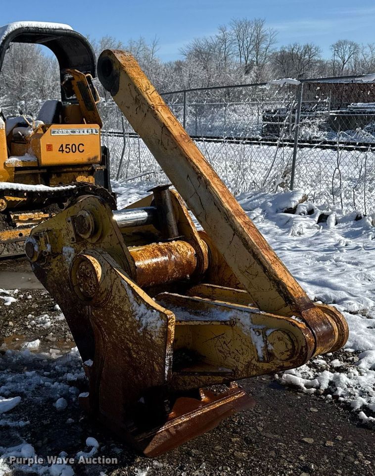 image for item EM3645 32