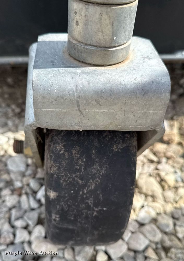 image for item EM3662 2017 Bobcat MI 72 skid steer finish mower