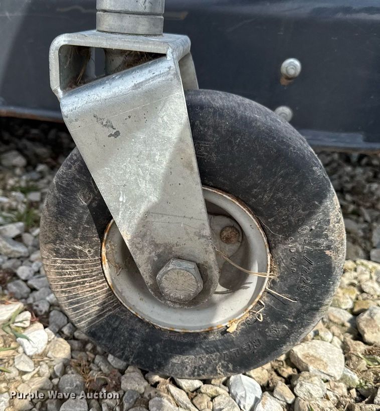 image for item EM3662 2017 Bobcat MI 72 skid steer finish mower