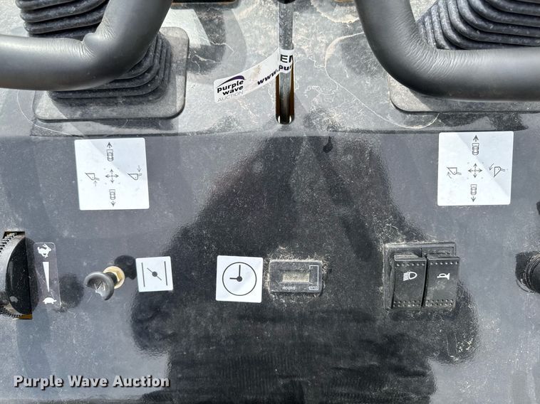 image for item EM3664 2024 MachPro MP-S300 compact utility loader