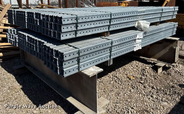 image for item EM3679 Approximately 120 M1-90 struts