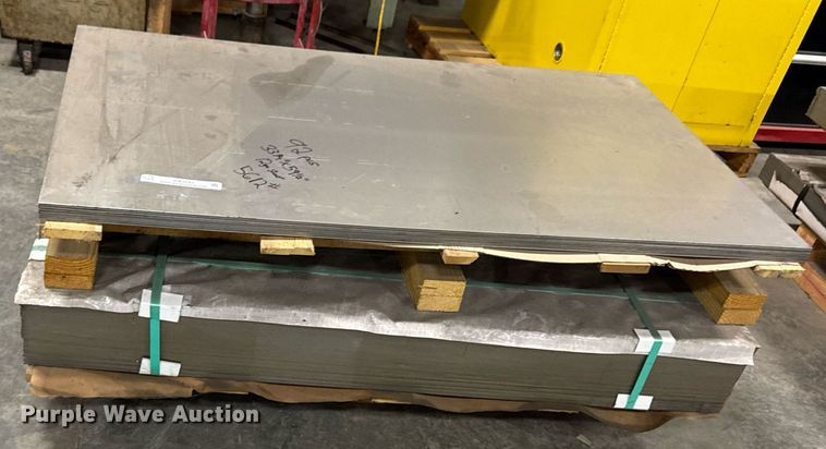 image for item EM3683 Approximately 92 steel sheets