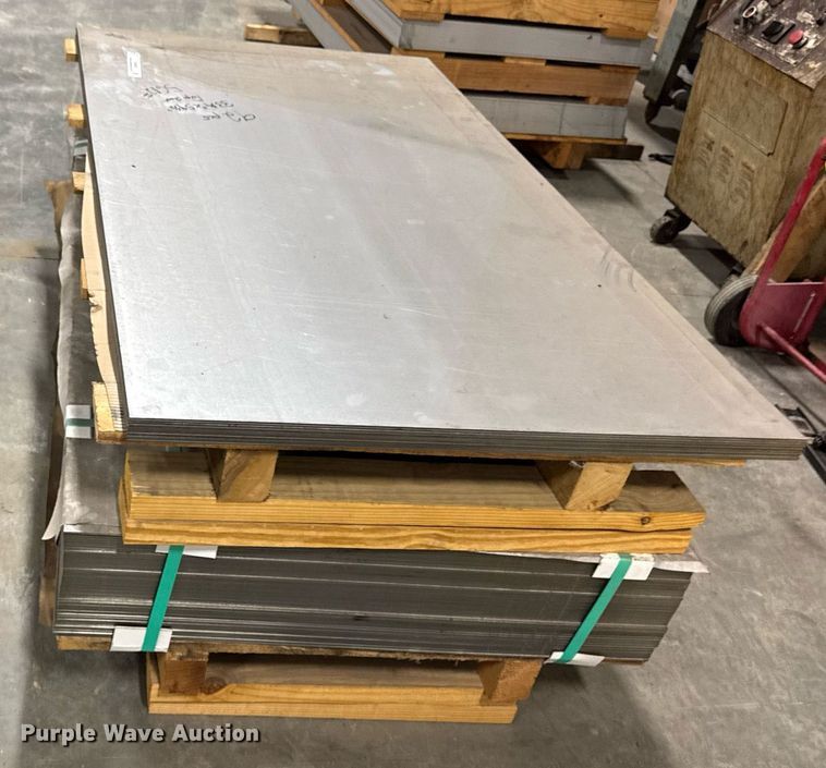 image for item EM3683 Approximately 92 steel sheets