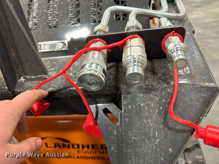 image for item EM3687 Landhero LDH-BC380 compact utility loader