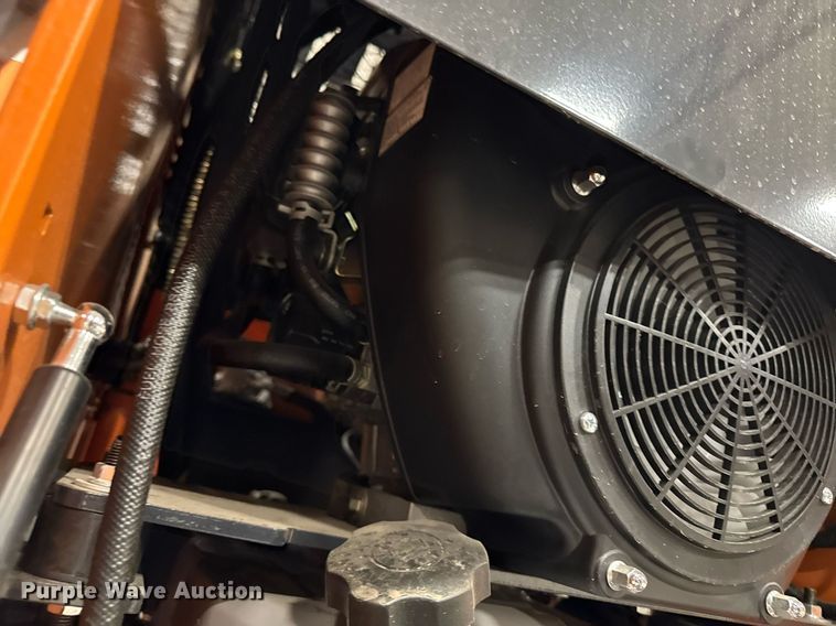 image for item EM3687 Landhero LDH-BC380 compact utility loader