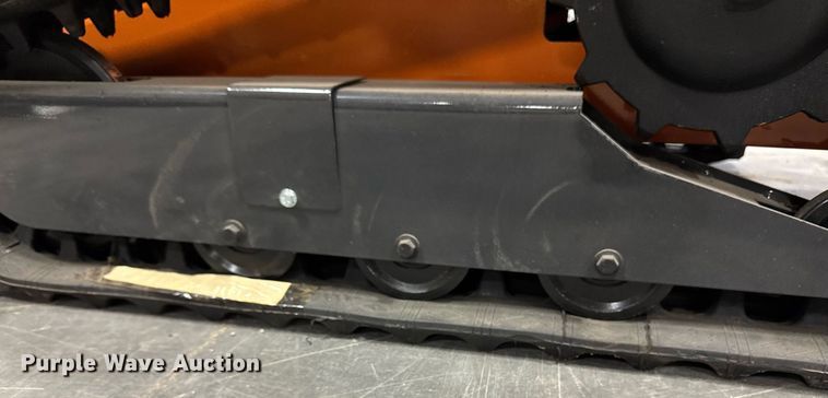 image for item EM3687 Landhero LDH-BC380 compact utility loader