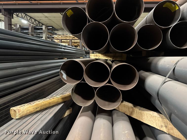 image for item EM3699 Approximately 77 steel pipes
