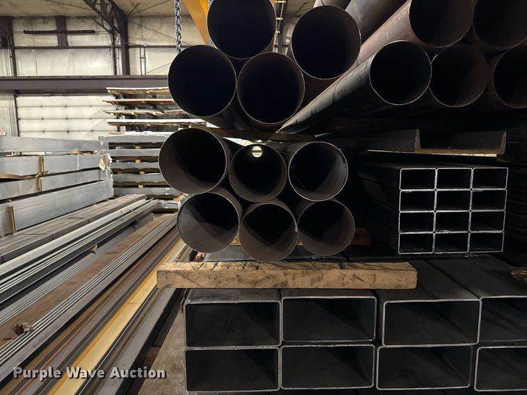 image for item EM3699 Approximately 77 steel pipes