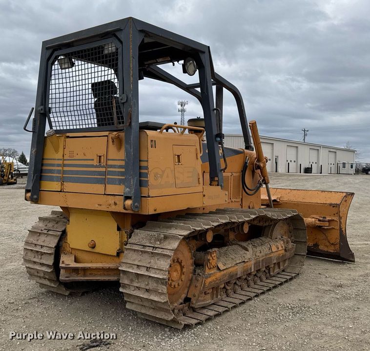 image for item EM3711 2000 Case 1150H dozer