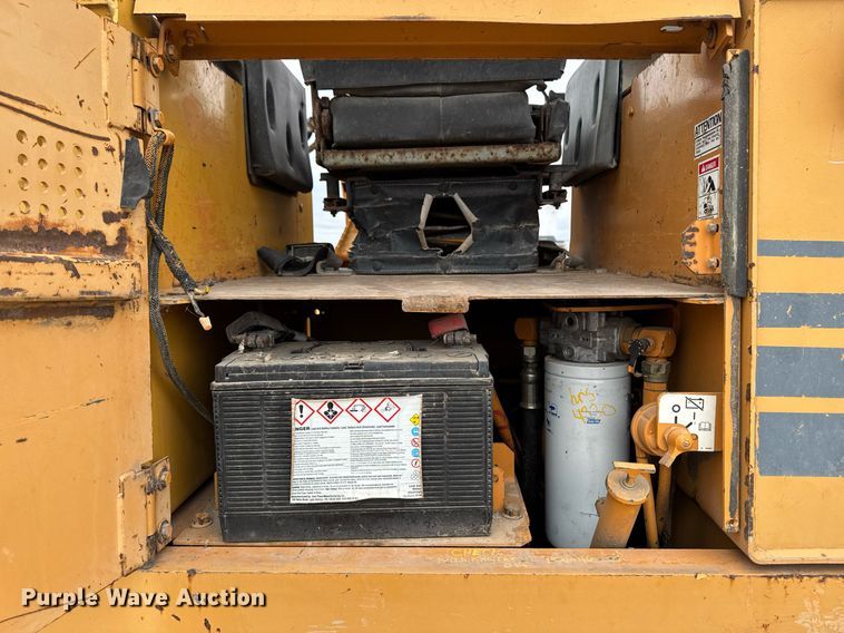 image for item EM3711 2000 Case 1150H dozer