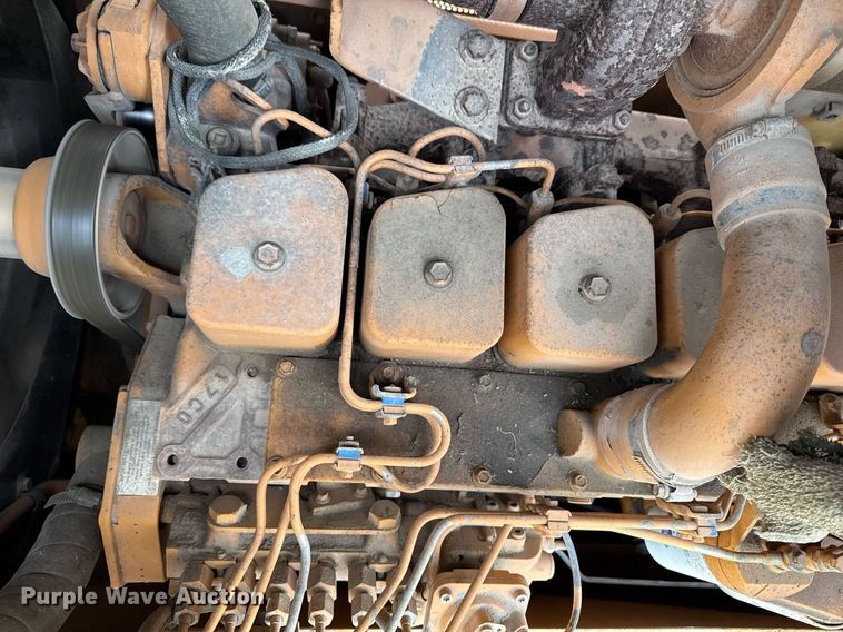 image for item EM3711 2000 Case 1150H dozer