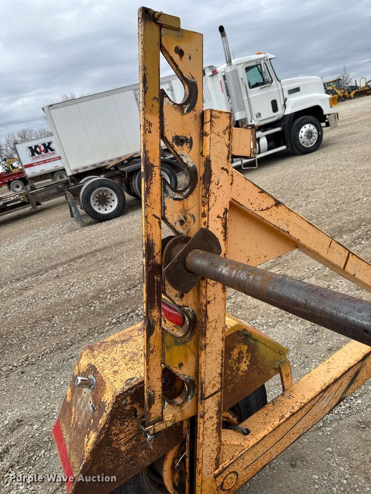 image for item EM3712 2001 Slabach Enterprises Wheel Reeler I-85 reel trailer